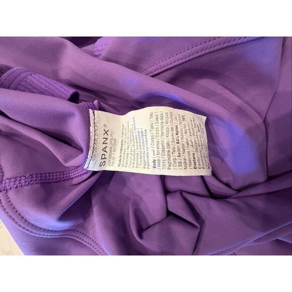 SPANX® Get Moving Contour Crossback Shelf Tank- Vibrant Lilac- Size L - Picture 7 of 8